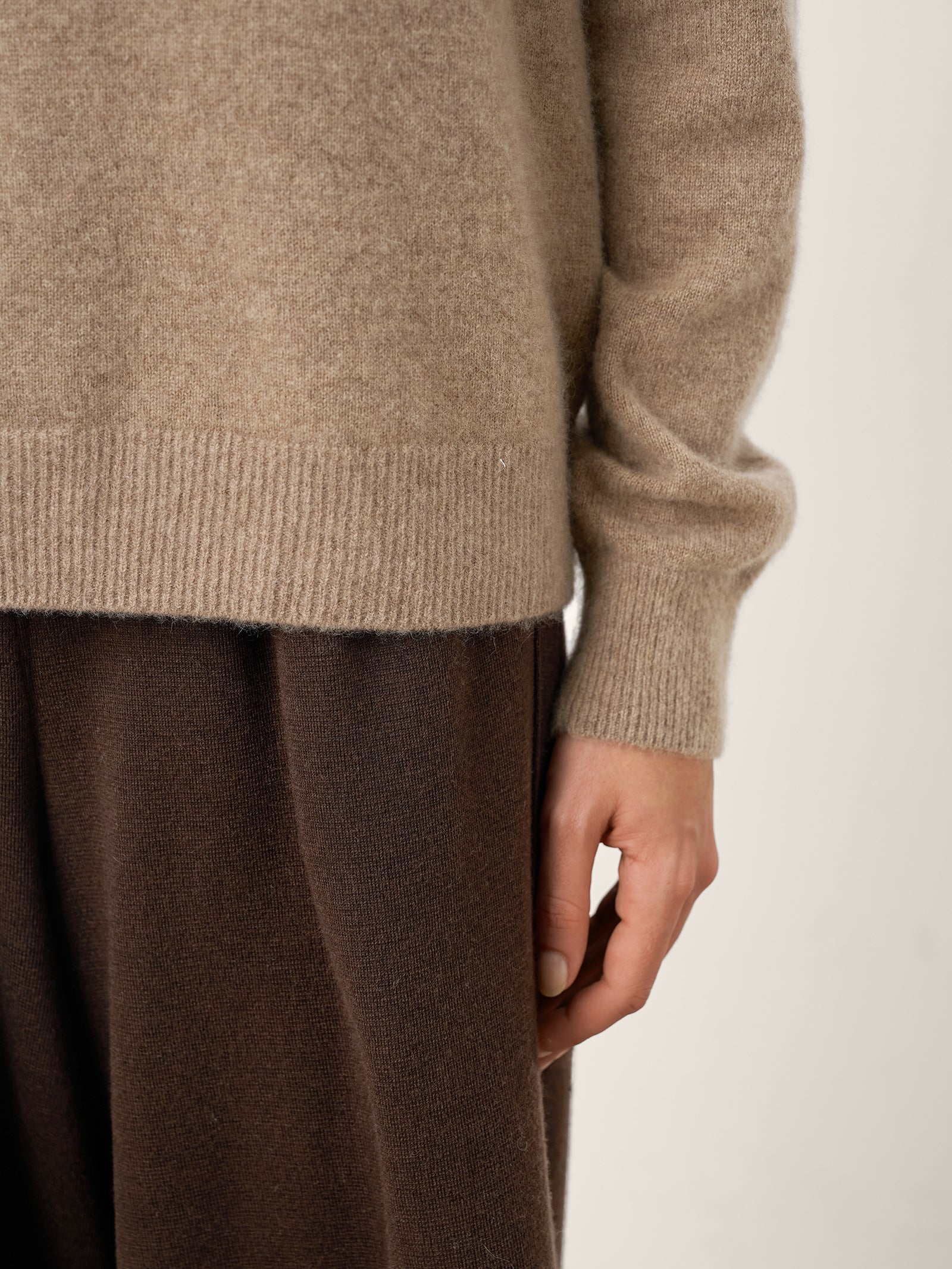 100% Mongolian Cashmere V-Neck Pullover Sweater PIPER