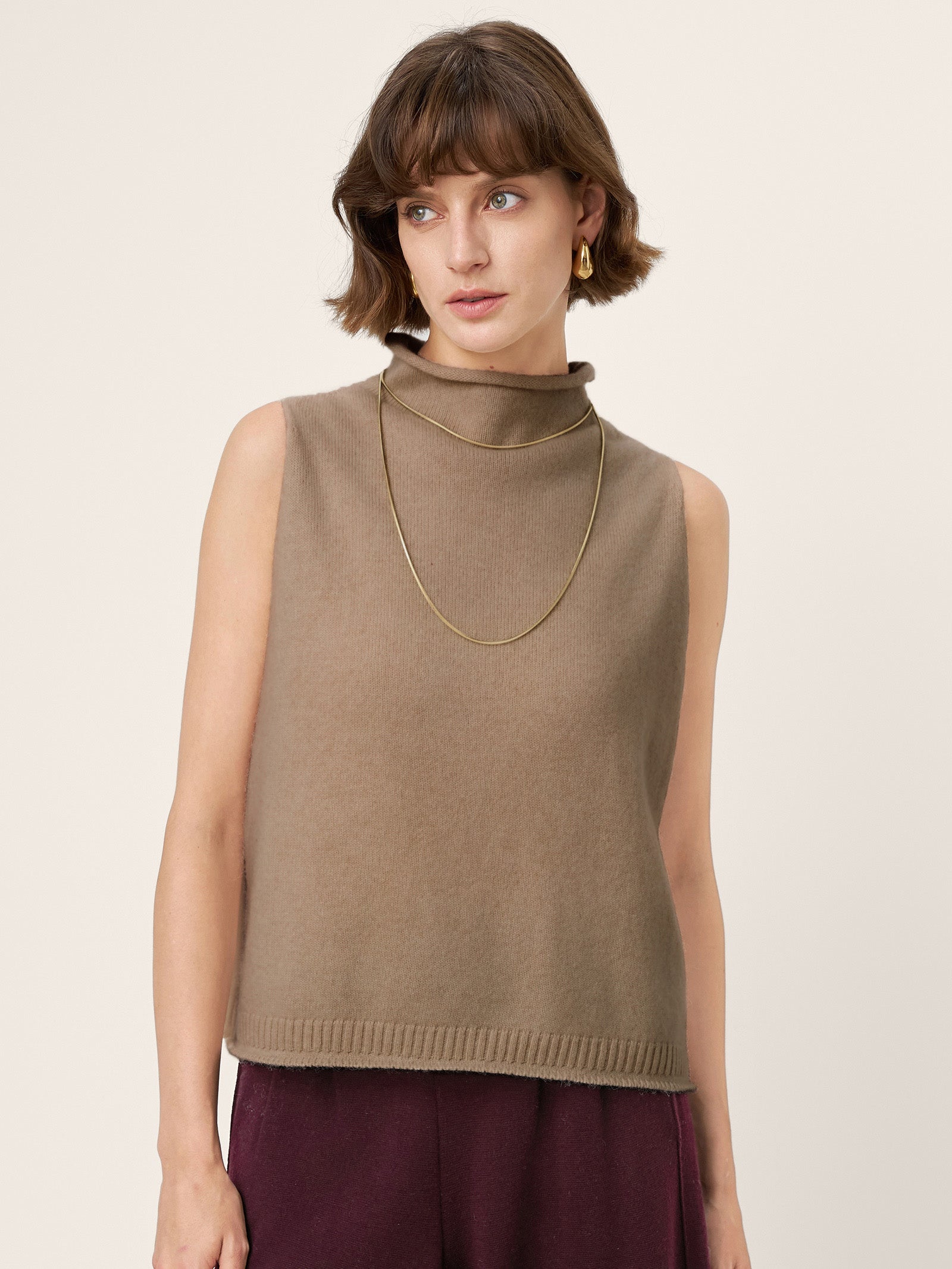 100% Mongolian Cashmere Hand-Finished Rolled Edge Sleeveless Turtleneck Knit Top DAISY