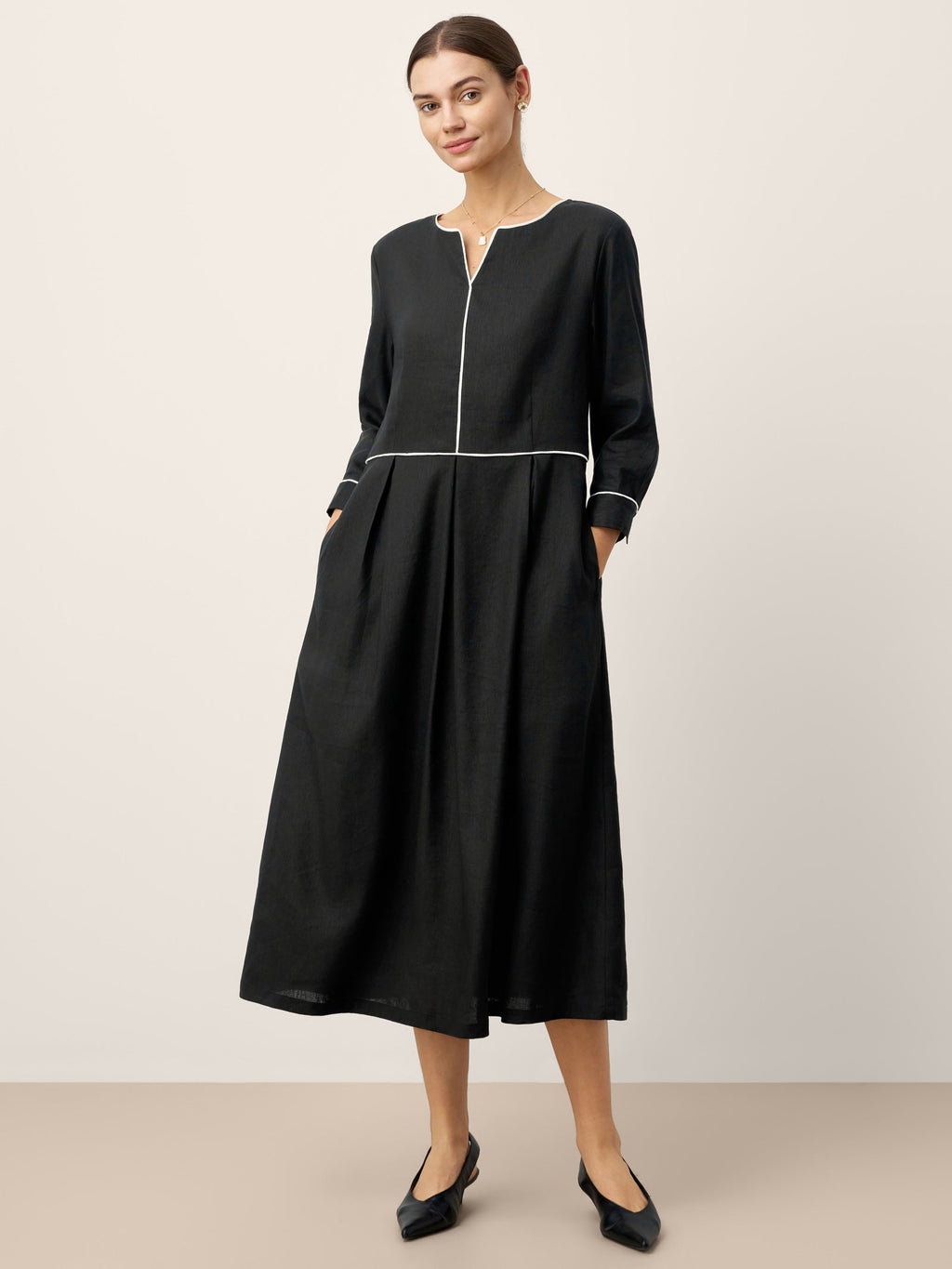 Linen-Lyocell Contrast Trim Gathered Maxi Dress NYX
