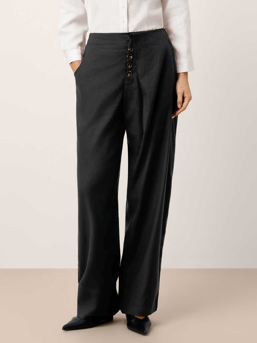Linen-Lyocell Asymmetric Placket Straight Pants SAFFRON