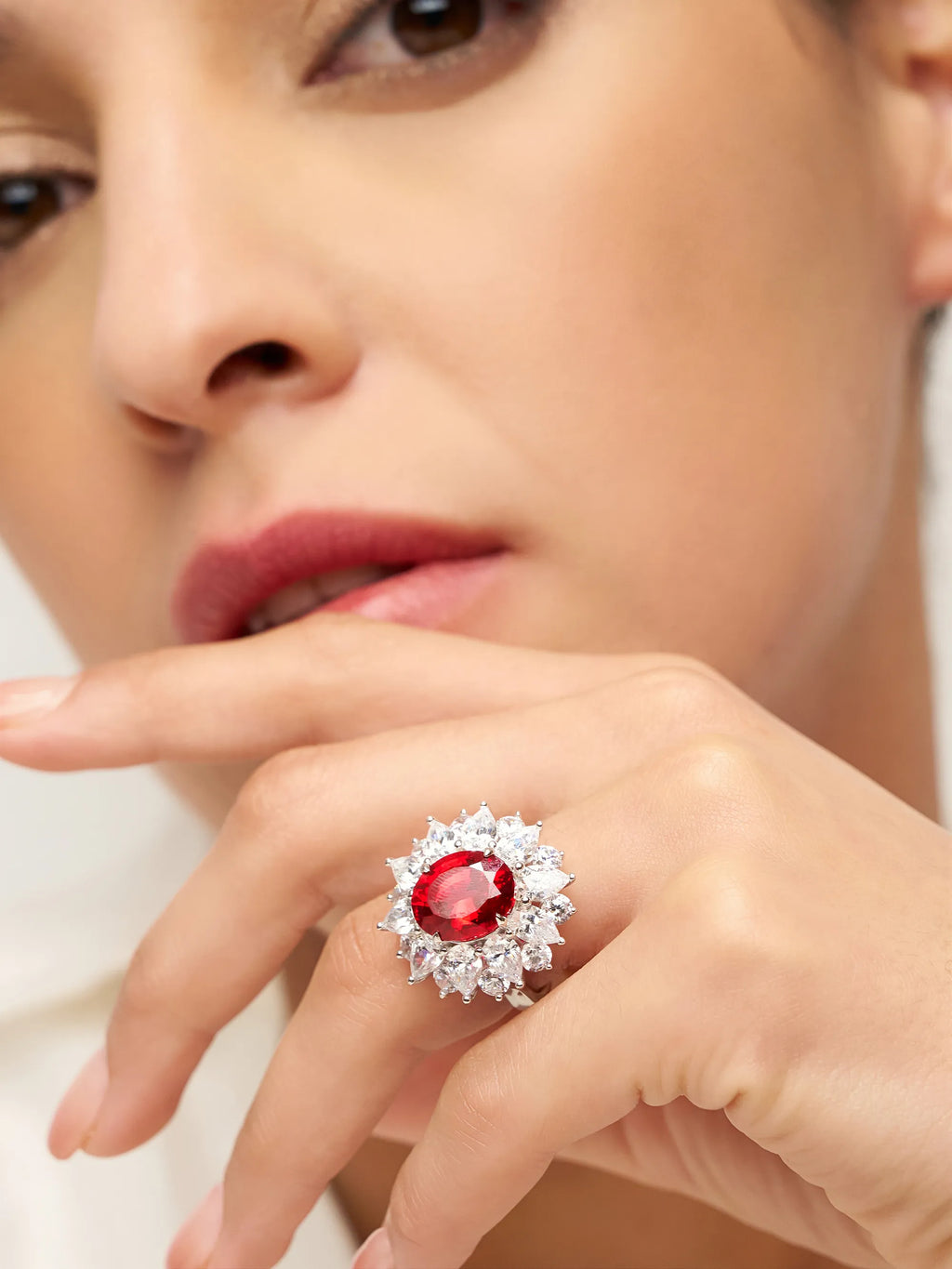 Luxurious Ruby Ring - Crimson Treasure